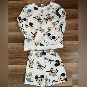 Disney Mickey & Friends Matching Set